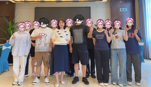 鸿途学员留影纪念