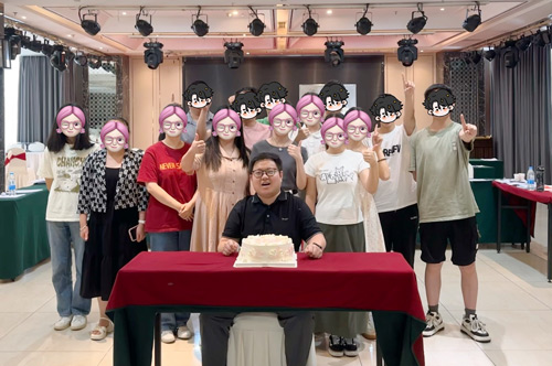 鸿途学员留影纪念